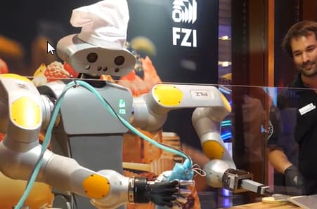 Un nuevo ayudante llega a las pastelerías, HoLLiE el robot pastelero